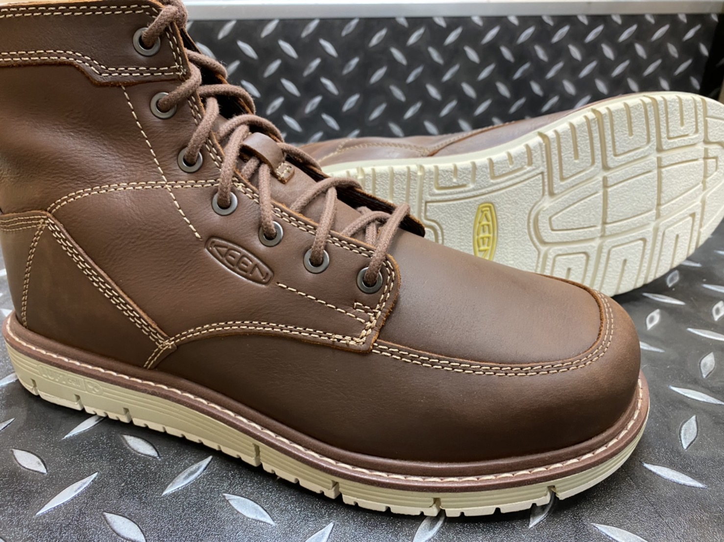 KEEN UTILITY】KEENの安全靴から、よりライフスタイル向けなアイテムが