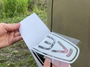 キーン　ロゴステッカー　貼り付け方法