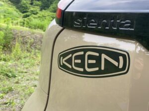 KEEN LOGO CUTTING STICKER