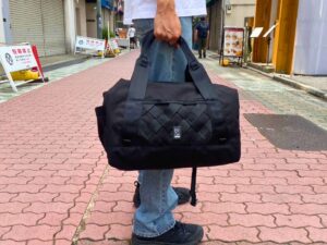 CHROME BARRAGE DUFFLE 着用画像