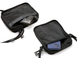 CHROME SODO 2L SLIDE POUCH 豊富な収納ポケット