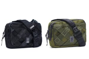 CHROME BARRAGE 5L SLING BAG ブラックとモスグリーン