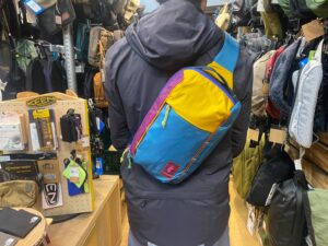 cotopaxi todo 8l sling 着用画像