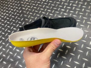 キーン　ケーエスモックチャッカ　取り外し可能なインソール採用