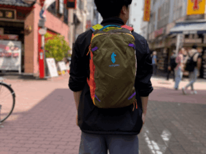 コトパクシ　アルパミニ20lトラベルパック　着用画像