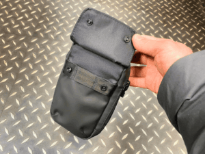 chrome pac phone pouch 正面ポケット