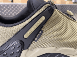 merrell chameleon storm redux japan gore tex 防水透湿素材ゴアテックス搭載