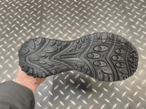 メレル　カメレオンリダックスジャパンゴアテックス　メレル独自のアウトソール