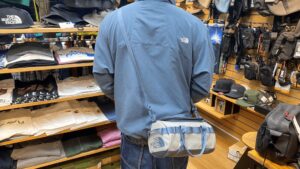 ノースフェイス　BCダッフルショルダーバッグ　長めのショルダーストラップ搭載