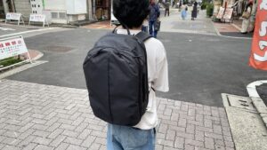 THULE AION BACKPACK 40L 着用画像