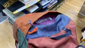 COTOPAXI EMPACKABLE 16L DAYPACK front zip pocket
