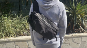 chrome kadet sling bag 着用画像