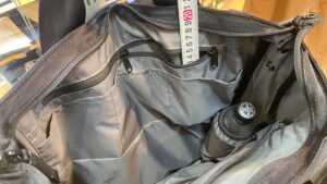 CHROME AXCEL TOTE MESSENGER メインコンパートメント内のオーガナイザー