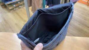 ノースフェイス　ジオフェイスショルダー　シンプルなメインコンパートメント