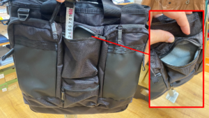 CHROME AXCEL TOTE MESSENGER 正面上部のフリース付きポケット