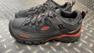 keen marmot コラボレーションターギー　両社のロゴ入りでコラボレーション感満載