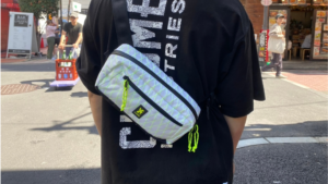 クローム　マイクロカデット　ネオンイエロー　着用画像